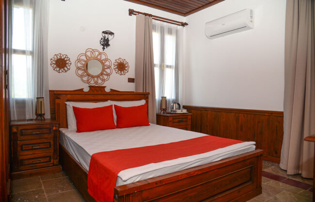 Fethiye Ölüdeniz Kayaköy Otel Standart Bahçe Manzaralı Oda